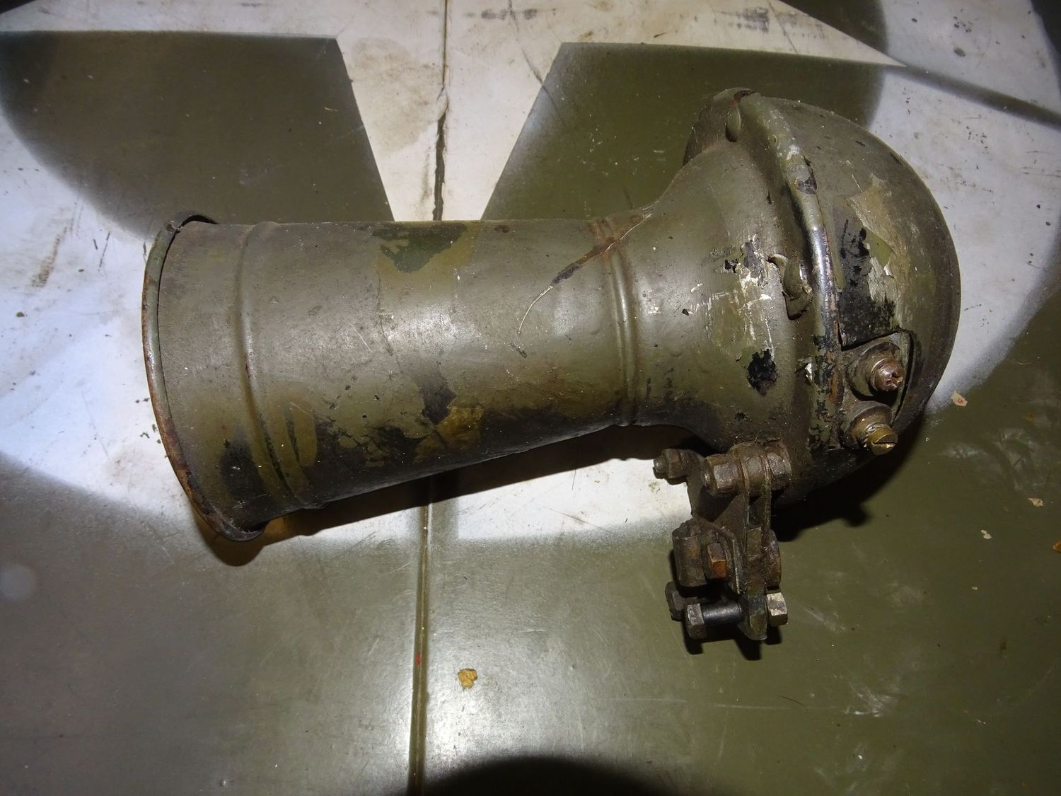 Klaxon ,avertisseur sonore 6 volts  GMC USA WW2