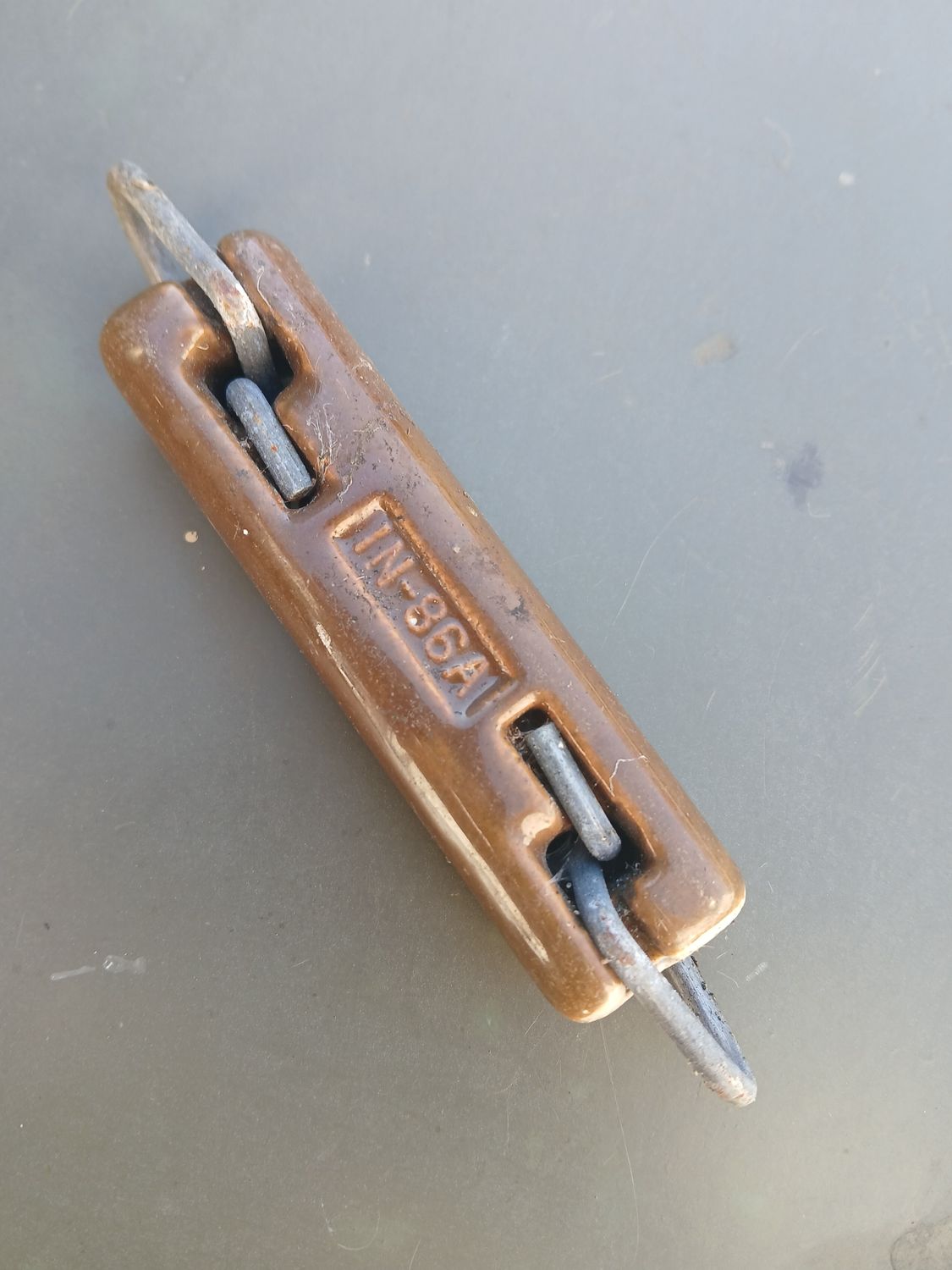 Isolateur porcelaine militaire US IN-86A – WW2 Signal Corps