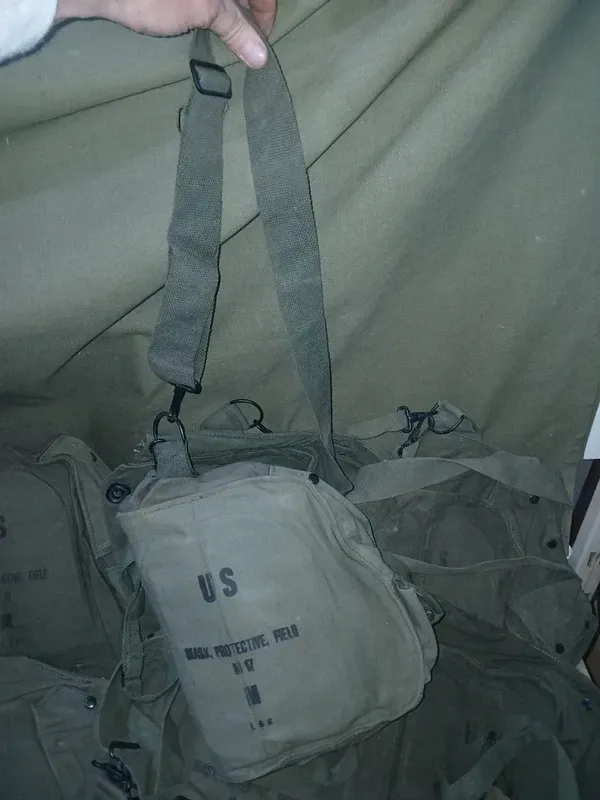Sac Musette  étui mask protective field m17 .vietnam.