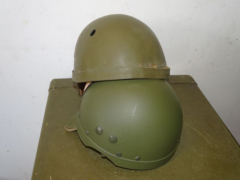 Duo casques de char français M50 (état moyen) + M65 (neuf)