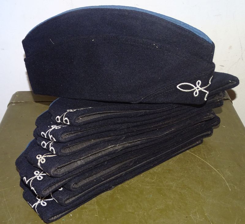 Calot Hussard Modèle 1957 Laine – Hongroise & Liseré Bleu Ciel – T.57