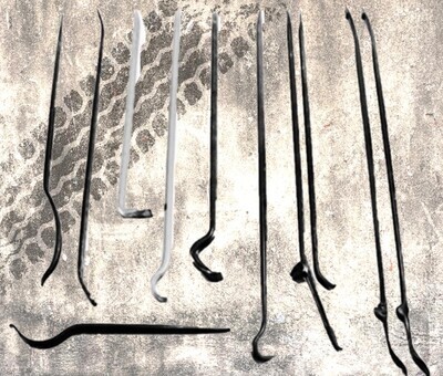 TYRE LEVERS  &amp; DEMOUNTING TOOLS