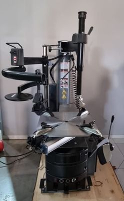 XTC990A TYRE CHANGER WITH NH100 HELP ARM