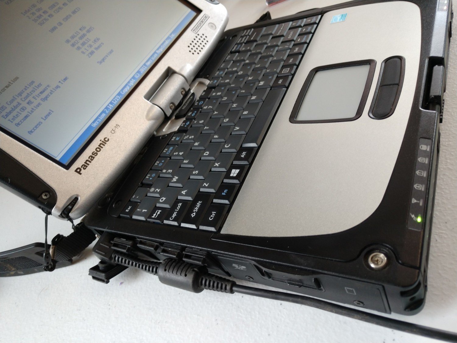 Panasonic ToughBook CF-19z mk8 10&quot; i5 8GB Touchscreen Tablet Windows 7
