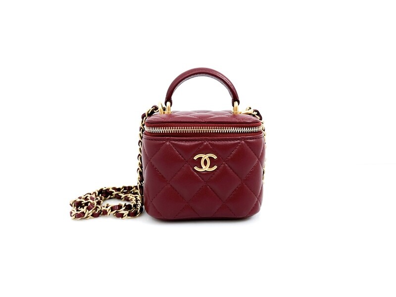 CHANEL mini vanity case