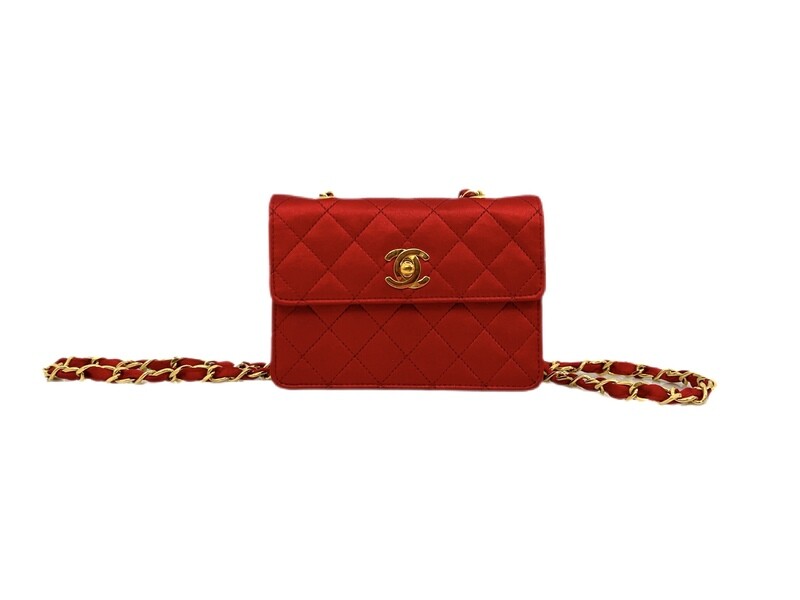 CHANEL mini tracolla