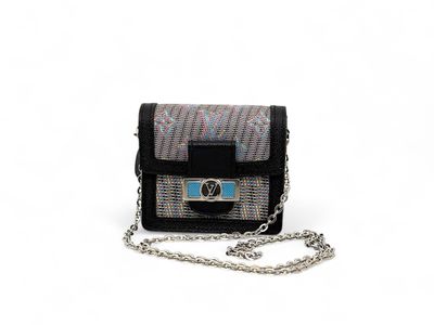 LOUIS VUITTON Bum Bag Pop Limited Edition LOUIS VUITTON Bum Bag Pop Limited Edition