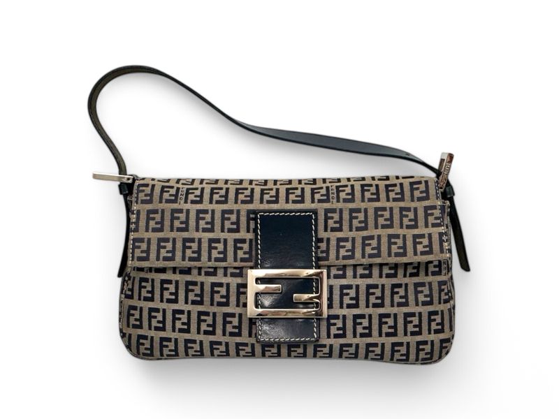 FENDI Baguette
