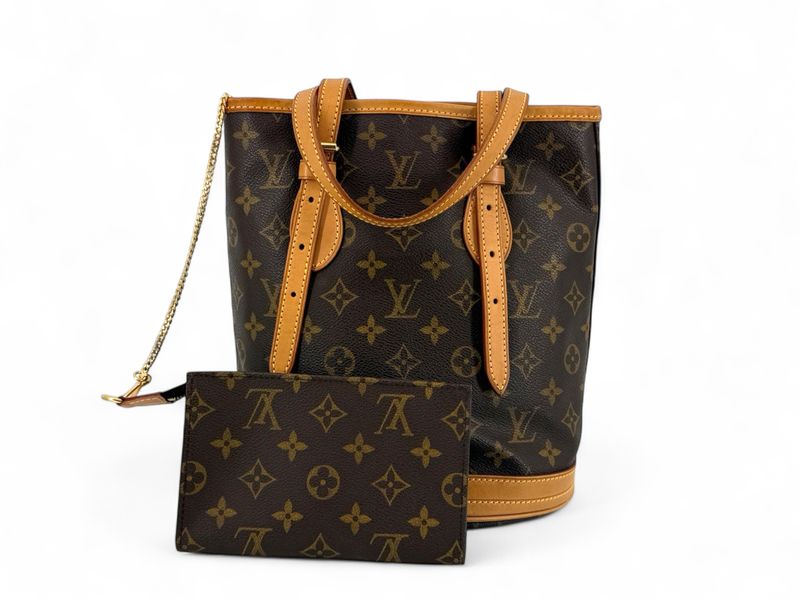 LOUIS VUITTON Bucket PM