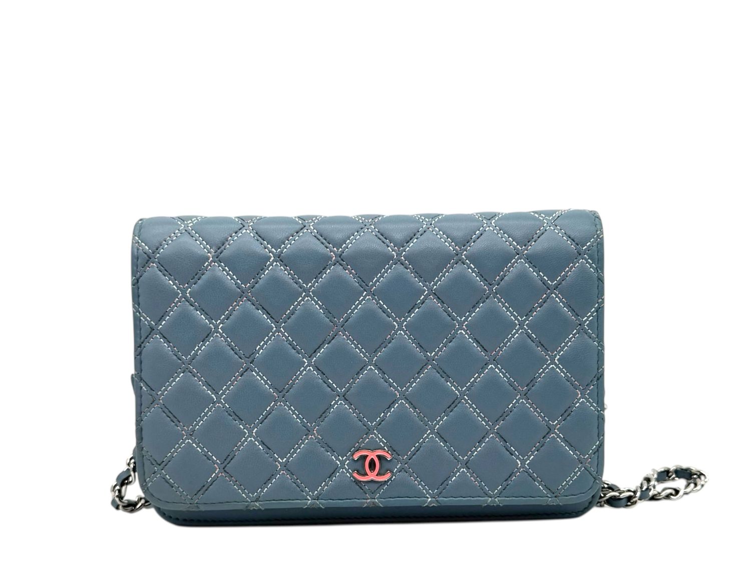 CHANEL Wallet On Chain