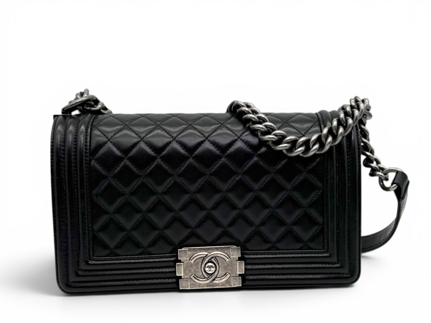 CHANEL Boy media CHANEL Boy media