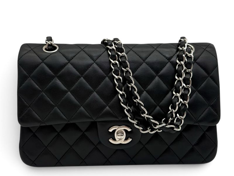 CHANEL Timeless 11.12 medium catena Silver