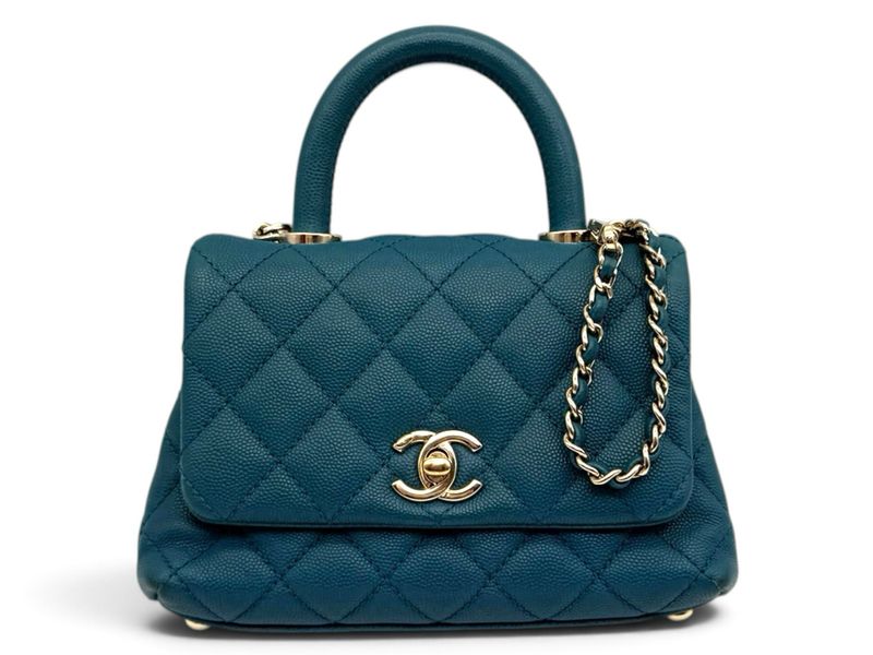 CHANEL Coco Handle