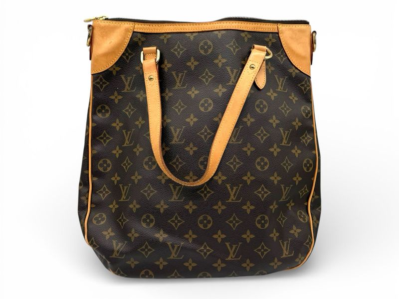 LOUIS VUITTON Odeon GM
