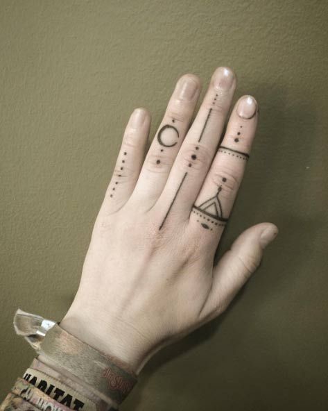 TATUAJE GLIFOS