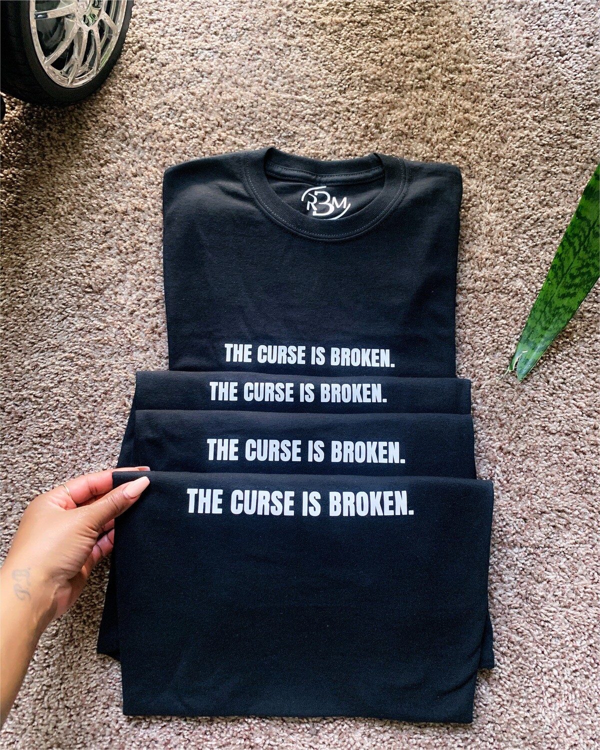 BLACK "THE CURSE IS BROKEN." ADULT TEE