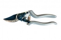 High performance secateurs with Teflon coated blade