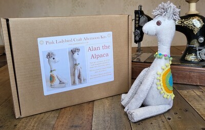 Craft Kit - Alan the Alpaca
