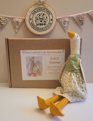 Craft Afternoon Kit - Lucy Goose