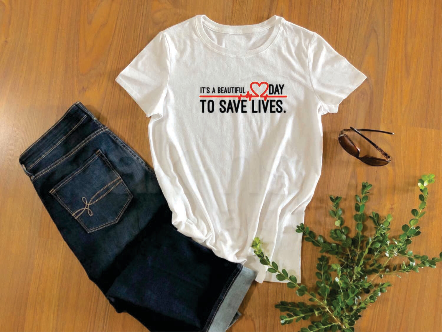 It&#39;s a Beautiful Day to Save Lives Greys Anatomy T-Shirt