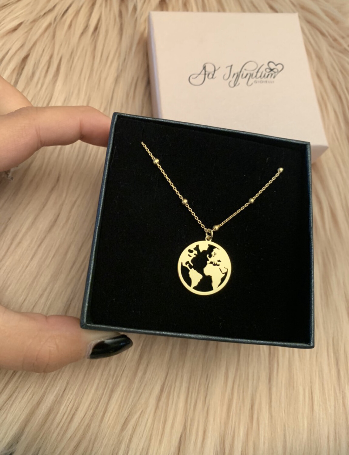 Collana mondo grande