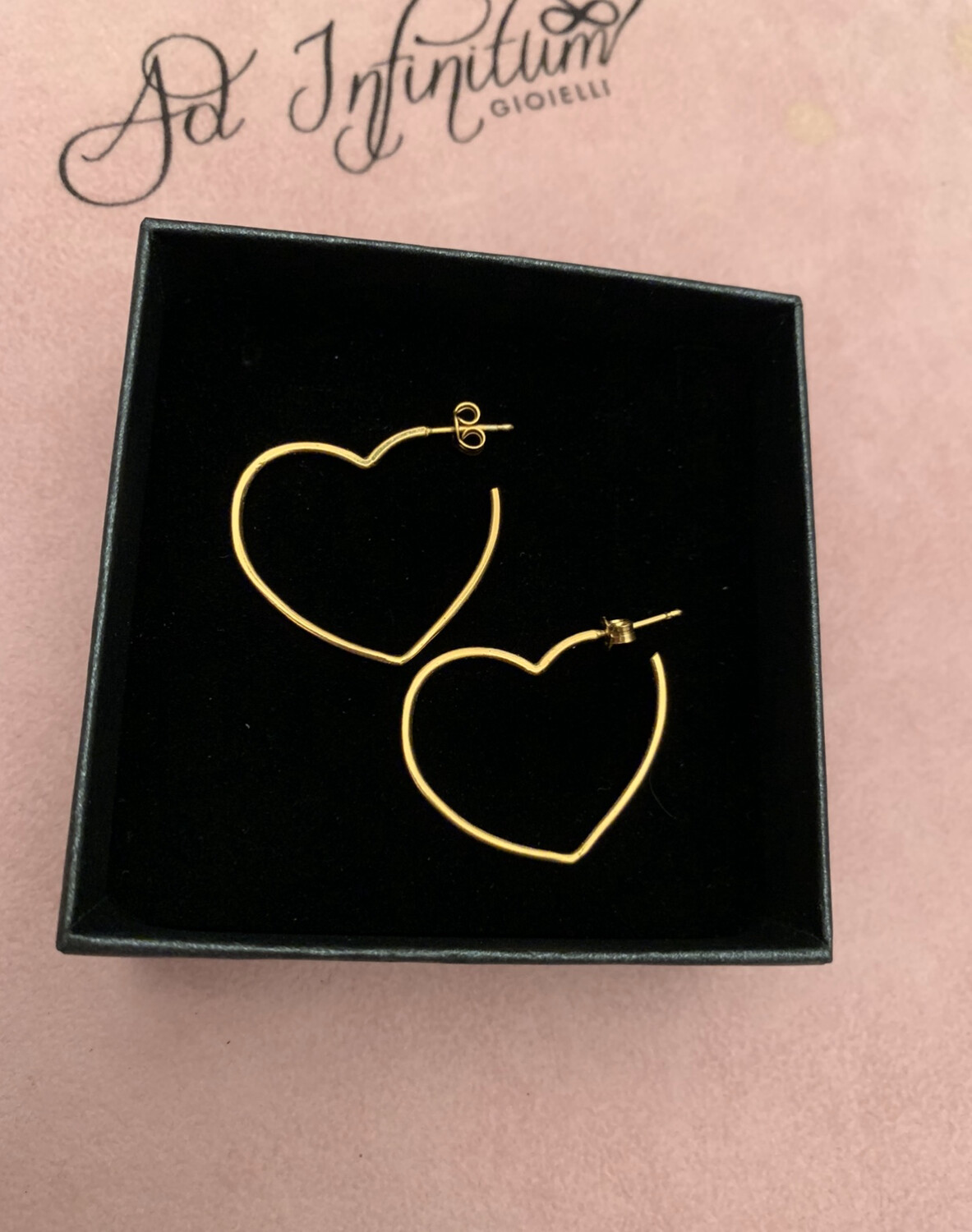 Orecchini cuore filo medium 