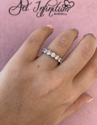 Veretta Grande Zirconi Bianchi