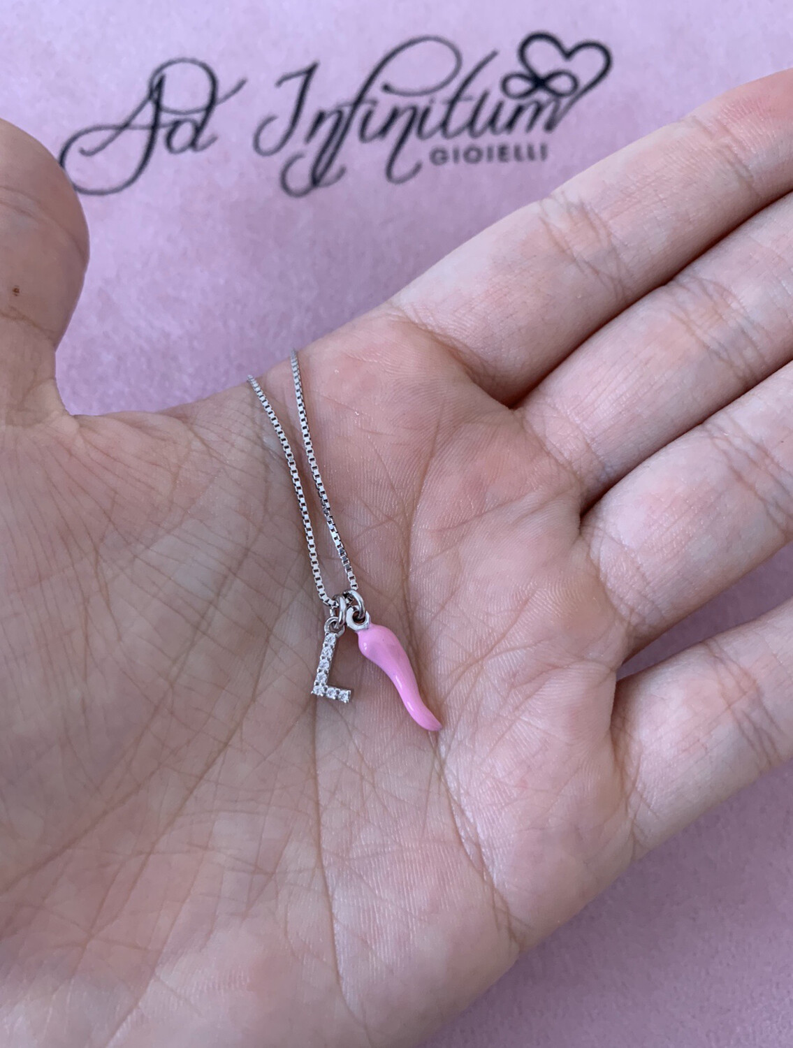 Collana Lettera Zirconi E Corno