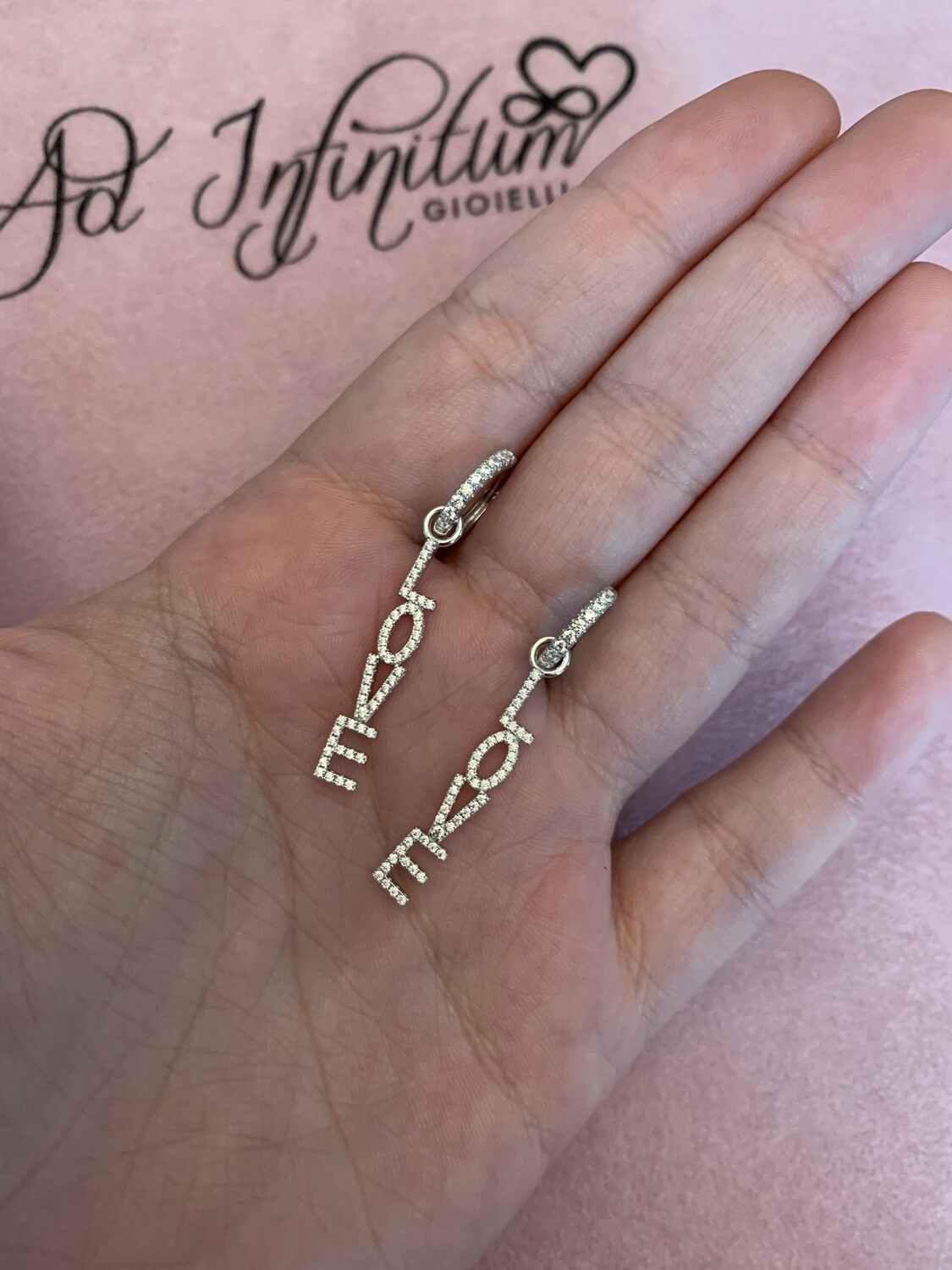 Orecchini Scritta LOVE