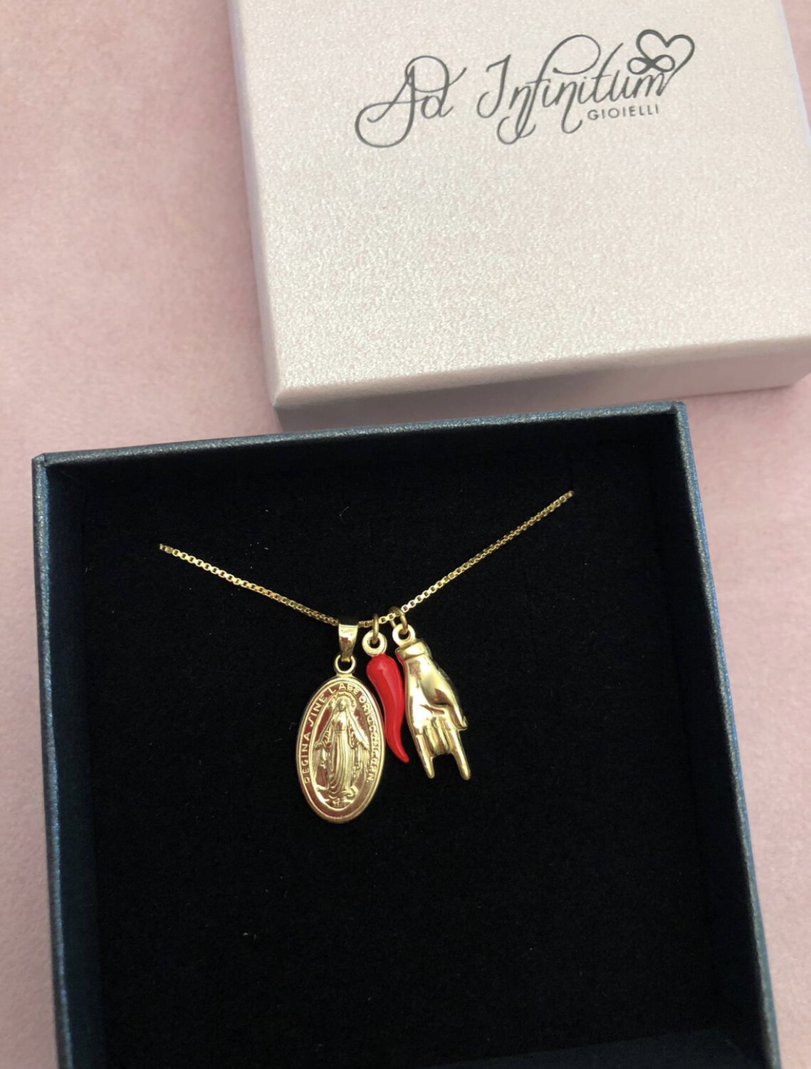 Collana madonnina corna e corno