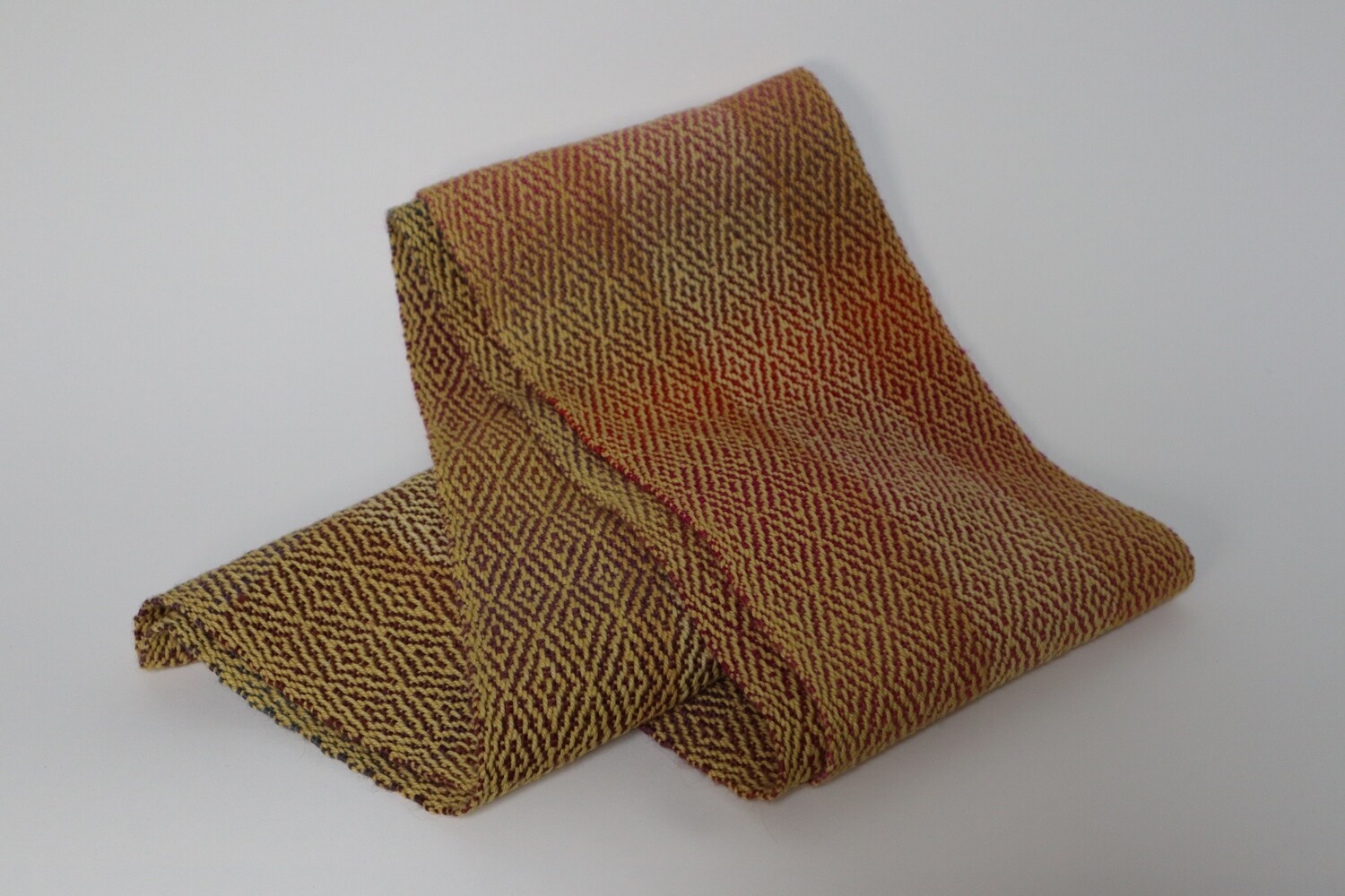 Scarf dyed with apple leaves