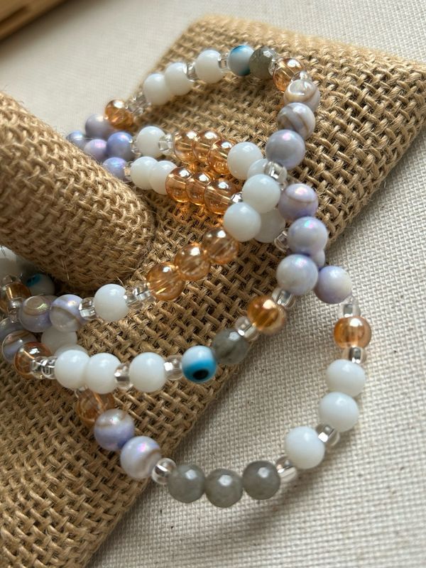 Labradorite, 🧿 & Shell Bracelet