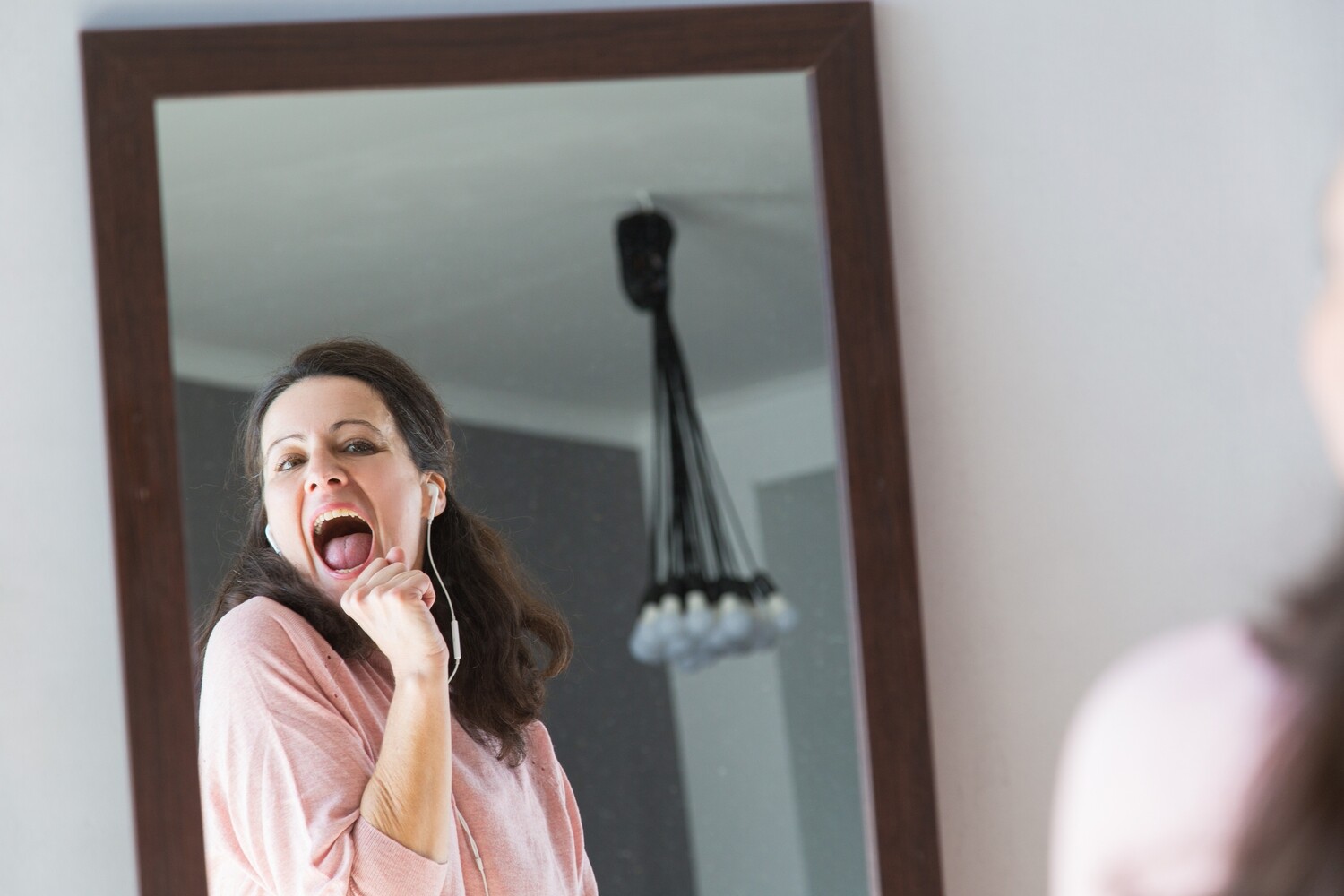 Let&#39;s Get Vocal!  Unit 1: Singing In The Mirror