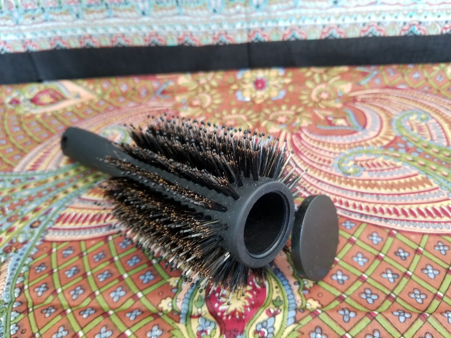STASH CASE BRUSH