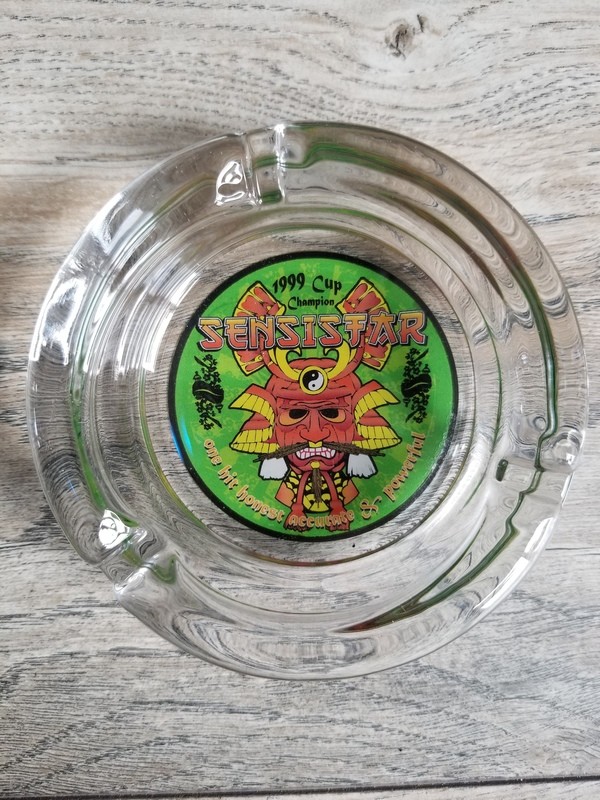 ASHTRAY (SENSI STAR)