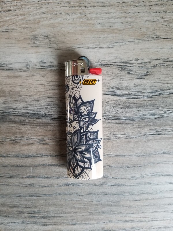 BIC LIGHTER
