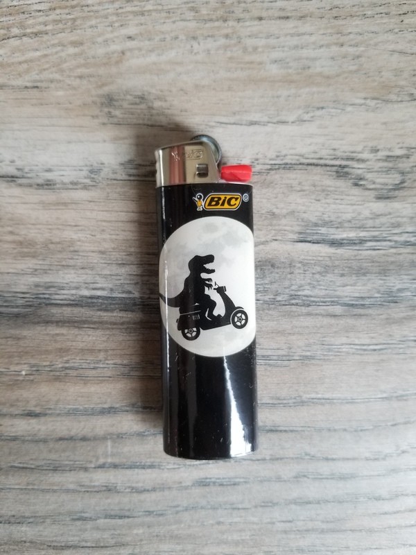 BIC LIGHTER