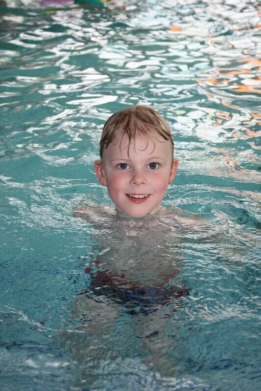 Schwimmkurs f. Anfänger in Altenmarkt ab Donnerstag 23.Januar 2025---   16:00 bis 16:50 Uhr --- Mit Michael