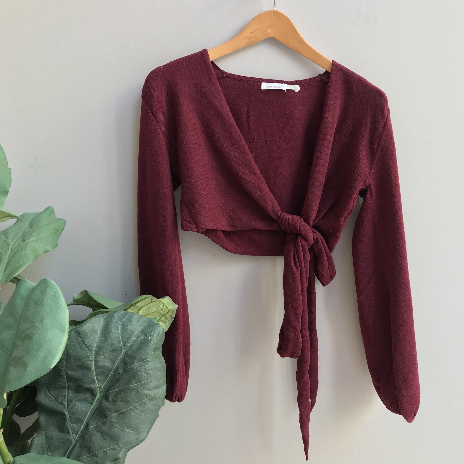 Front Wrap Berry Top