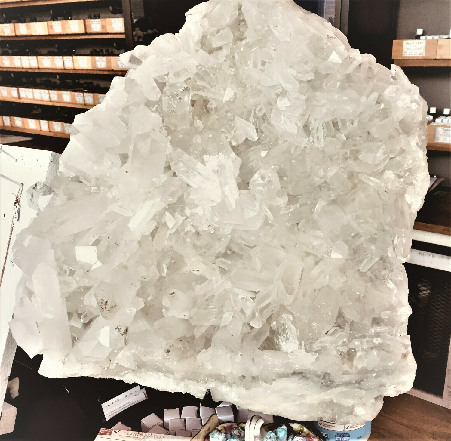 Quartz Cluster on Stand