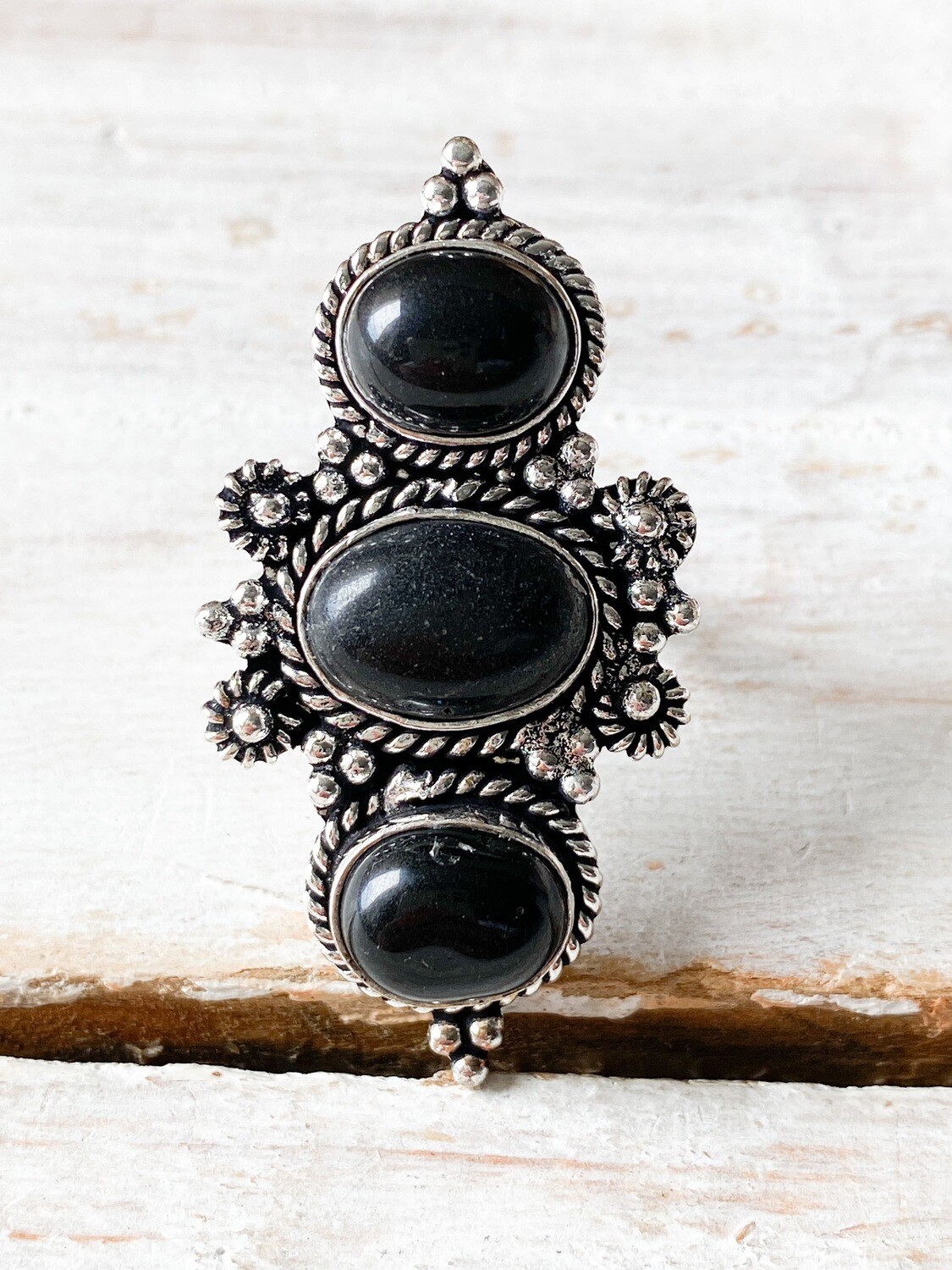 Anillo latón triple alargado negro