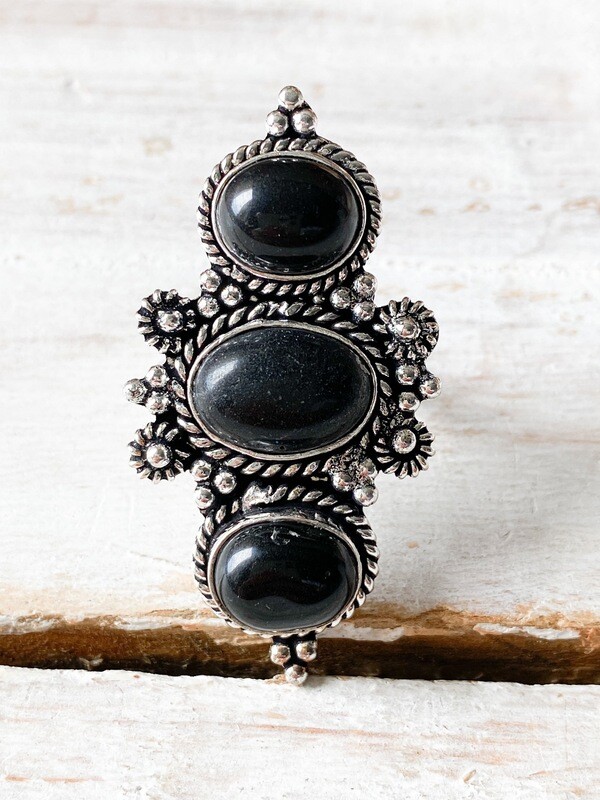 Anillo latón triple alargado negro