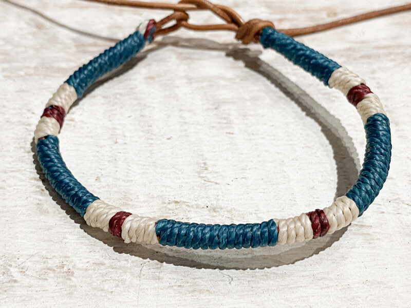 Pulsera cuero azul plomo