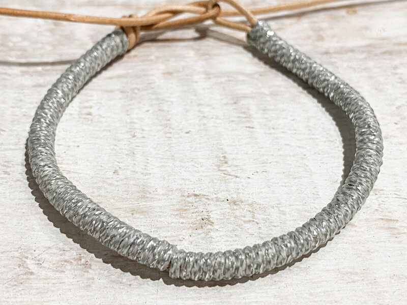 Pulsera cuero mujer plata lisa