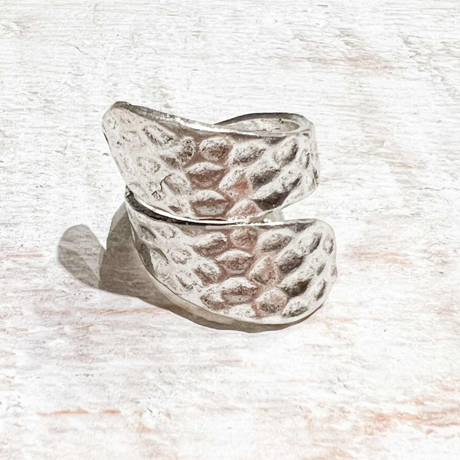 Anillo metal plateado doble