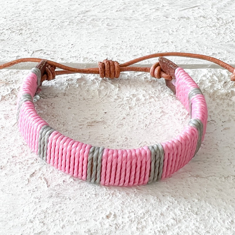 Pulsera ancha cuero rosa/gris