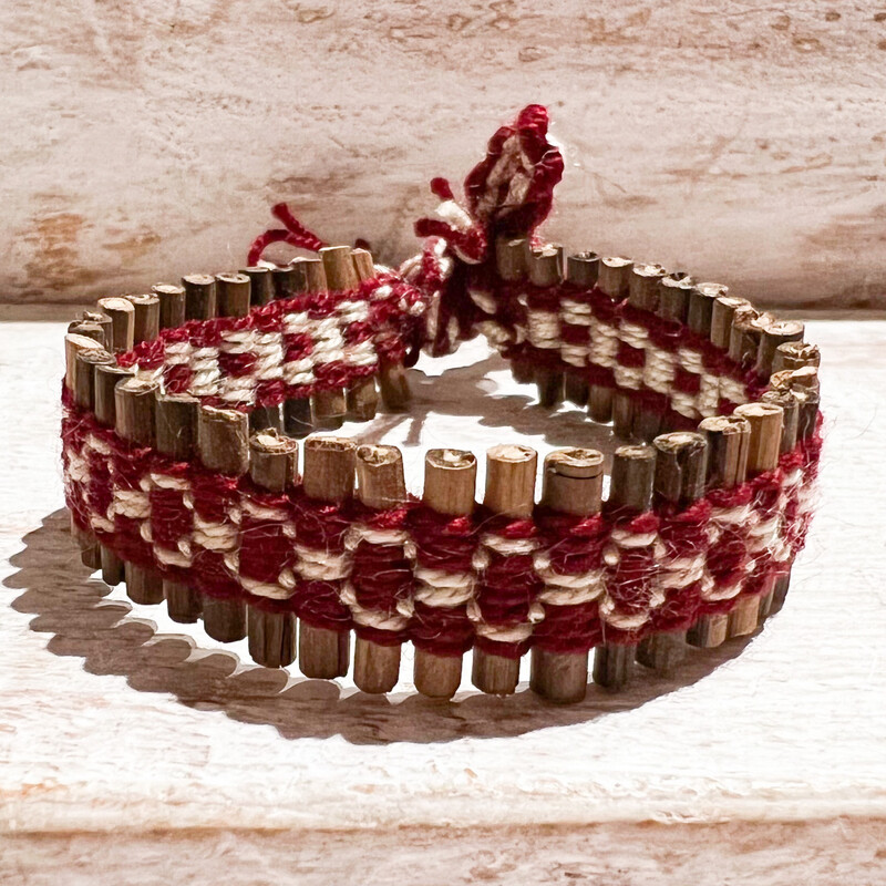 Pulsera madera hilos 14