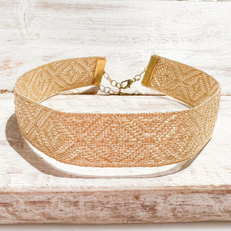 Choker tejido dorado