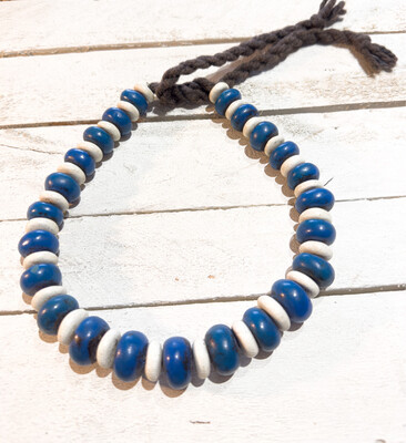 Gargantilla / collar berebere azul