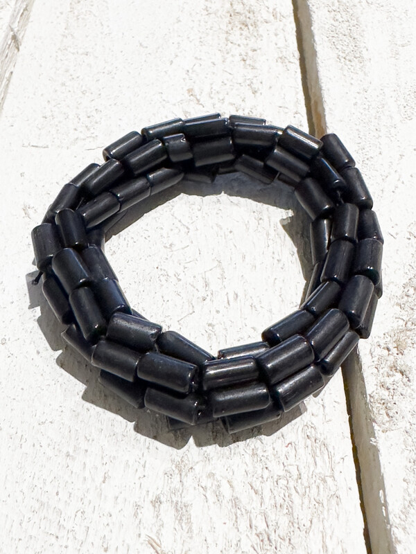 Pulsera tubos negra